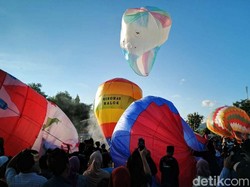 Boleh Kok Terbangkan Balon Udara Jelang Lebaran, Apa Saja Syaratnya?