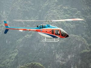 Duh! Jari Turis Wanita Putus Kena Baling-baling Helikopter Duh! Jari Turis Wanita Putus Kena Baling-baling Helikopter