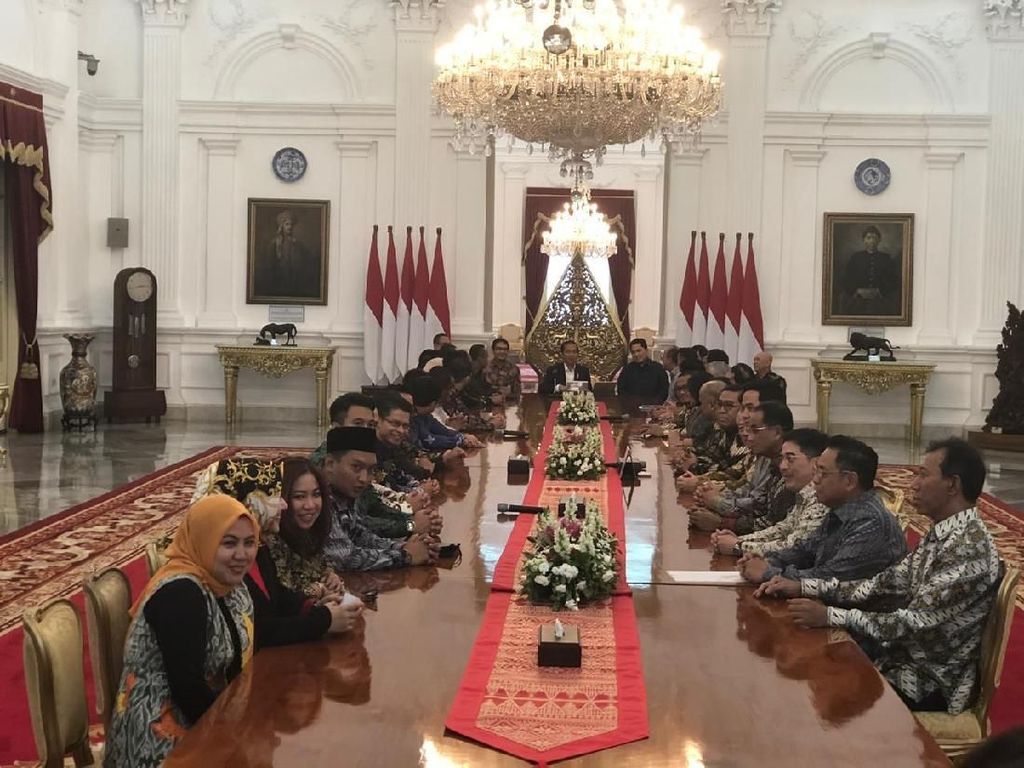 Jokowi Dapat PR dari Pengusaha, Ini Daftarnya Jokowi Dapat PR dari Pengusaha, Ini Daftarnya
