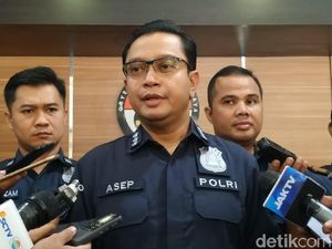 Polri soal Lutfi Pembawa Bendera Ngaku Disetrum: Tuduhan Tidak Terbukti Polri soal Lutfi Pembawa Bendera Ngaku Disetrum: Tuduhan Tidak Terbukti