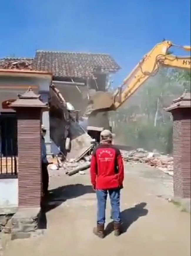 Viral Rumah di Malang yang Dihancurkan, Ini Kata Polisi Viral Rumah di Malang yang Dihancurkan, Ini Kata Polisi