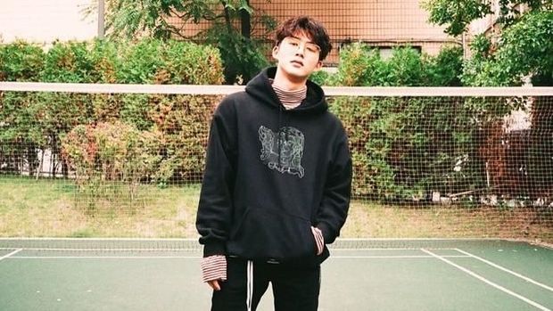 B.I iKon