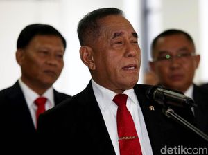Menhan soal Insiden di Asrama Papua: Yang Salah Berurusan dengan Hukum Menhan soal Insiden di Asrama Papua: Yang Salah Berurusan dengan Hukum