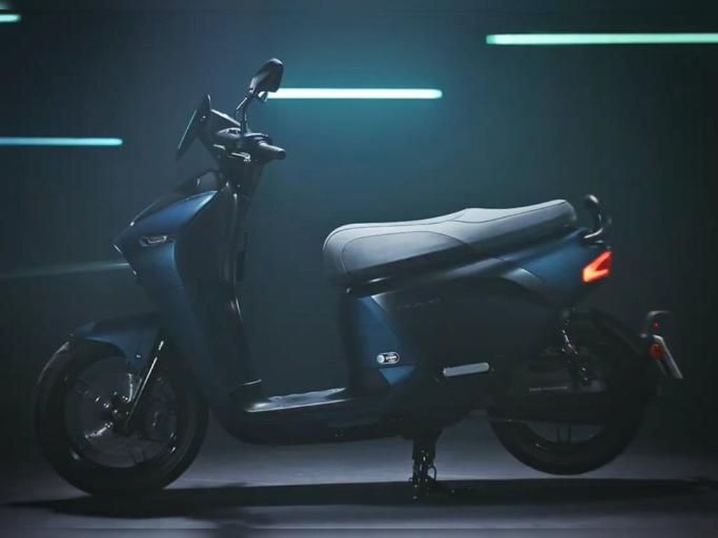 Kerjasama dengan Gogoro, Yamaha Bikin Skuter Listrik EC-05 Kerjasama dengan Gogoro, Yamaha Bikin Skuter Listrik EC-05