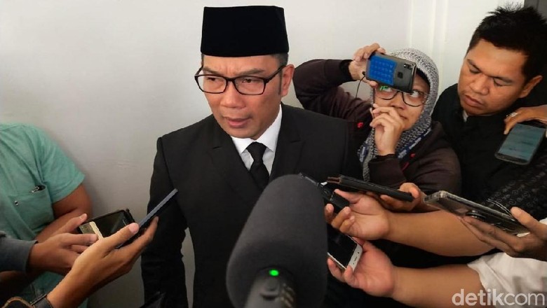 Ridwan Kamil Bentuk Tim Pencari Anak Putus Sekolah