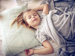 4 Tanda Bantal Harus Segera Diganti, Bisa Timbulkan Masalah Serius!