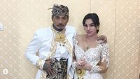 Potret Nora Alexandra dan Jerinx yang Makin Mesra