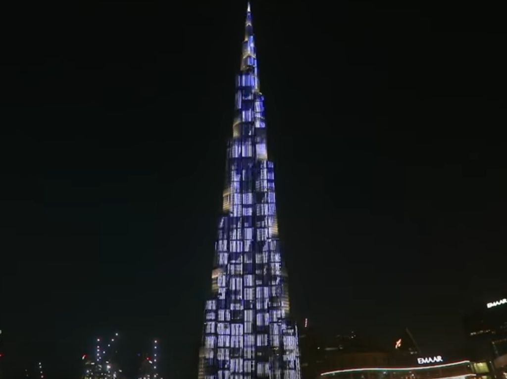 Saat Burj Khalifa Dipasangi Iklan Bernilai Triliunan Rupiah Saat Burj Khalifa Dipasangi Iklan Bernilai Triliunan Rupiah
