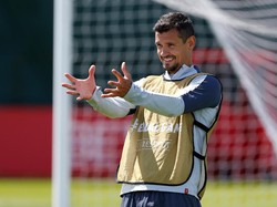 Rumor Transfer: Dejan Lovren Masuk Bidikan AC Milan