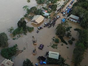 Potret Udara Banjir Besar yang Putuskan Jalan Trans Sulawesi