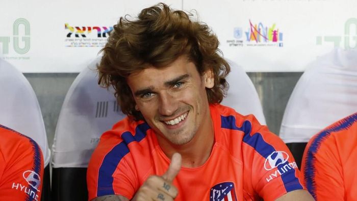 Barcelona resmi mendapatkan Antoine Griezmann. (Foto: Jack GUEZ / AFP) Barcelona resmi mendapatkan Antoine Griezmann. (Foto: Jack GUEZ / AFP)