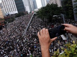 Hong Kong Demo Besar, Liburan ke Sana Aman Nggak?