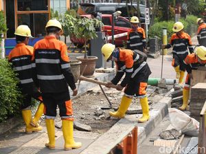 Soal Trotoar Cikini, Ferdinand Anggap Habiburokhman Salah Tangkap Kritiknya Soal Trotoar Cikini, Ferdinand Anggap Habiburokhman Salah Tangkap Kritiknya