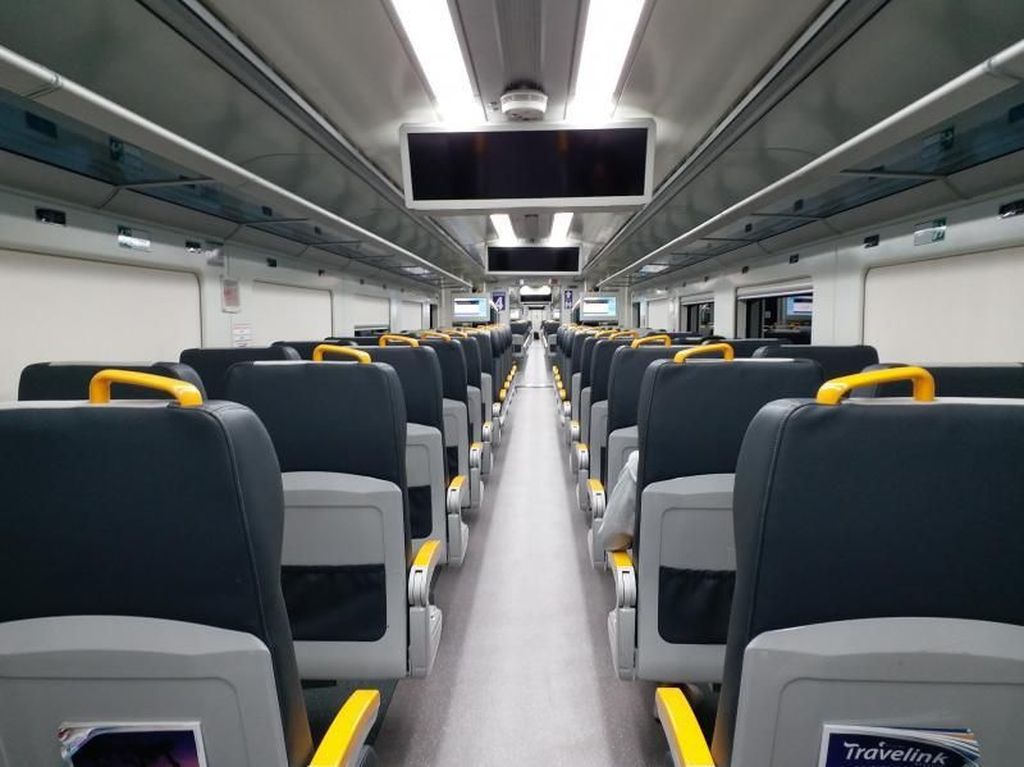 Penerbangan Dibuka Lagi, Damri dan KA Bandara Galau Mau Operasi Penerbangan Dibuka Lagi, Damri dan KA Bandara Galau Mau Operasi