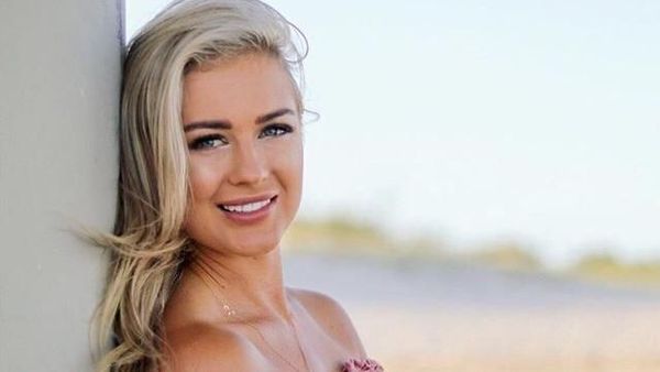 Wanita Jadi Sensasi, Lepas Implan Payudara karena Merusak Kehidupan Bercinta