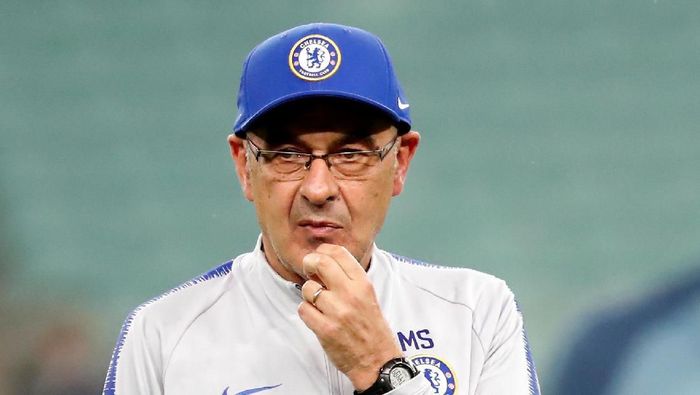 Maurizio Sarri merasa pesimistis akan dilepas Chelsea. (Foto: Maxim Shemetov / Reuters) Maurizio Sarri merasa pesimistis akan dilepas Chelsea. (Foto: Maxim Shemetov / Reuters)