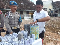 Petasan Raksasa Sitaan Saat Lebaran di Magelang Dimusnahkan