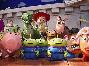 Nostalgia dan Petualangan Woody Bersama Pemilik Baru di Toy Story 4