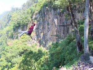 Celebrity on Vacation: Wisata Alam Pinggir Tebing di Semarang