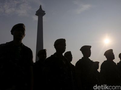 TNI-Polri Gelar Apel Pengamanan Jelang Sidang Gugatan Pilpres