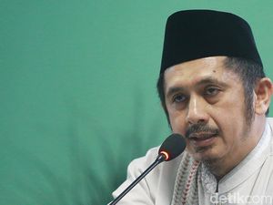 Wasekjen MUI soal Denny Siregar Dipolisikan: Dia Harusnya Jaga Perdamaian Wasekjen MUI soal Denny Siregar Dipolisikan: Dia Harusnya Jaga Perdamaian