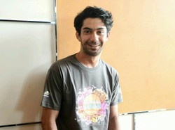 7 Fakta Reza Rahadian yang Cium Kiky Saputri