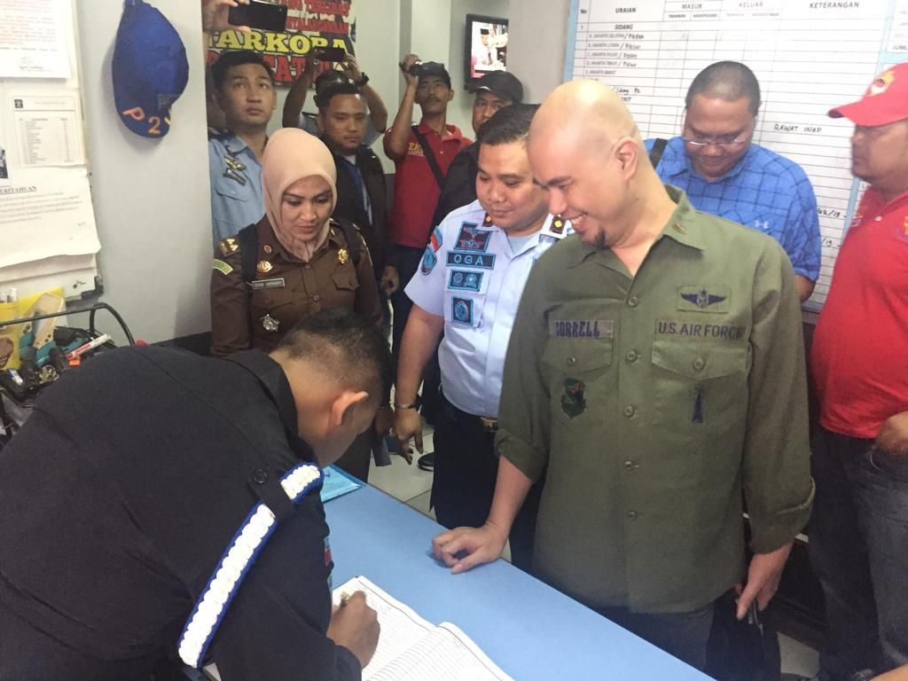 Rencana Al El Dul dan Dewa 19 Besuk Ahmad Dhani di Rutan Cipinang Rencana Al El Dul dan Dewa 19 Besuk Ahmad Dhani di Rutan Cipinang