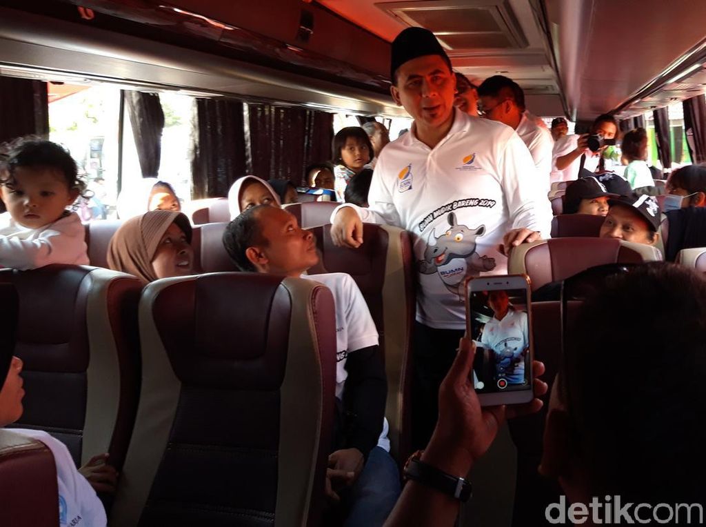 Wagub Jateng Lepas 4.130 Pemudik Balik ke Jakarta dari Boyolali Wagub Jateng Lepas 4.130 Pemudik Balik ke Jakarta dari Boyolali