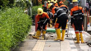 Trotoar di Cikini Mulai Direvitalisasi