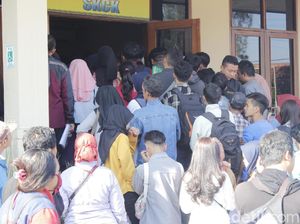 Usai Lebaran, Pemohon SKCK di Mapolres Cimahi Membludak Usai Lebaran, Pemohon SKCK di Mapolres Cimahi Membludak