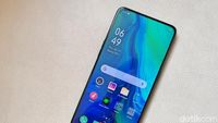 Menggenggam Si Buas Oppo Reno 10x Zoom yang Mau ke Indonesia