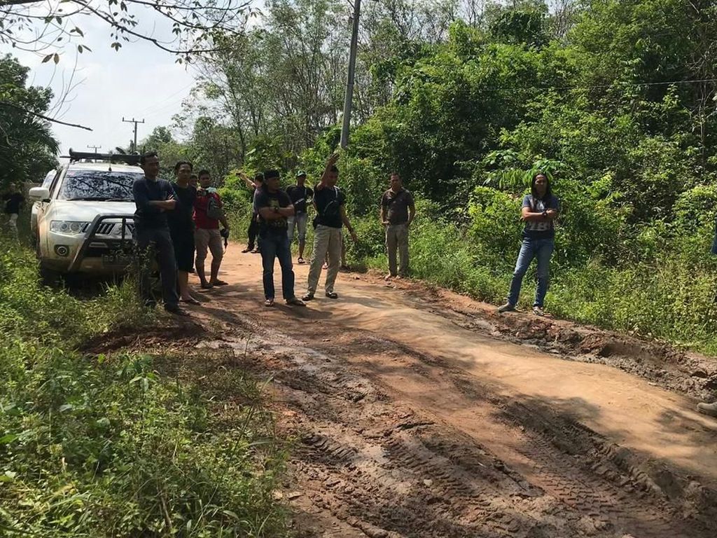 Polisi Buru 6 Perampok yang Tembak Mati Bripka Afrizal di OKI Sumsel Polisi Buru 6 Perampok yang Tembak Mati Bripka Afrizal di OKI Sumsel