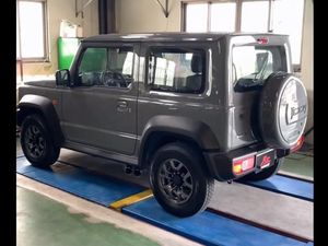 Modifikasi Ringan Suzuki Jimny biar Mirip Mercy G-Class