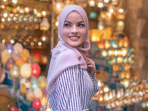 Kenalan dengan Omaya Zein, YouTuber Berhijab Cantik dari Venezuela