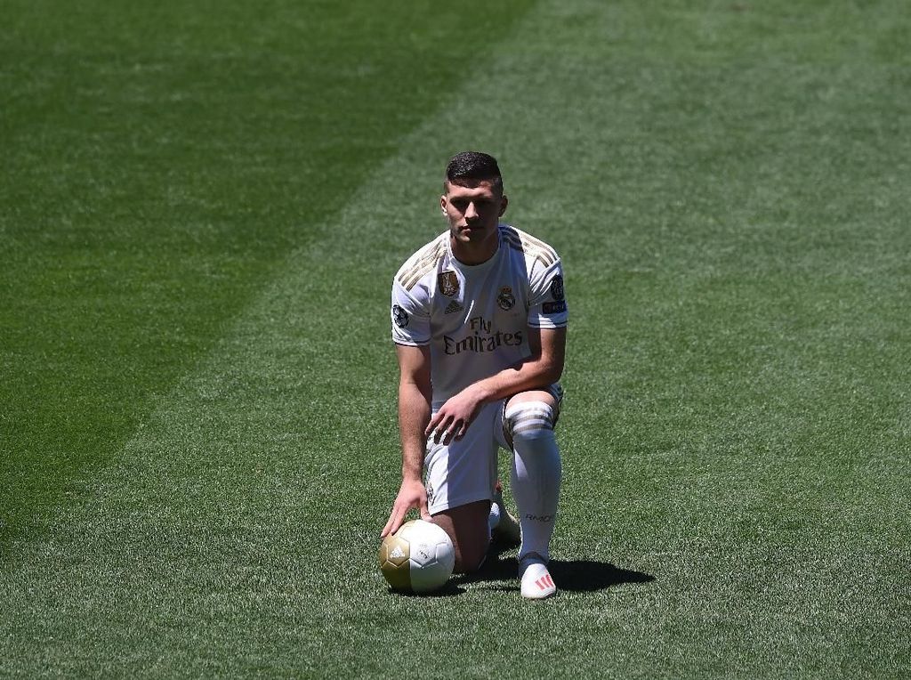 Sehebat Apa Jovic Sampai Dibeli Madrid? Sehebat Apa Jovic Sampai Dibeli Madrid?
