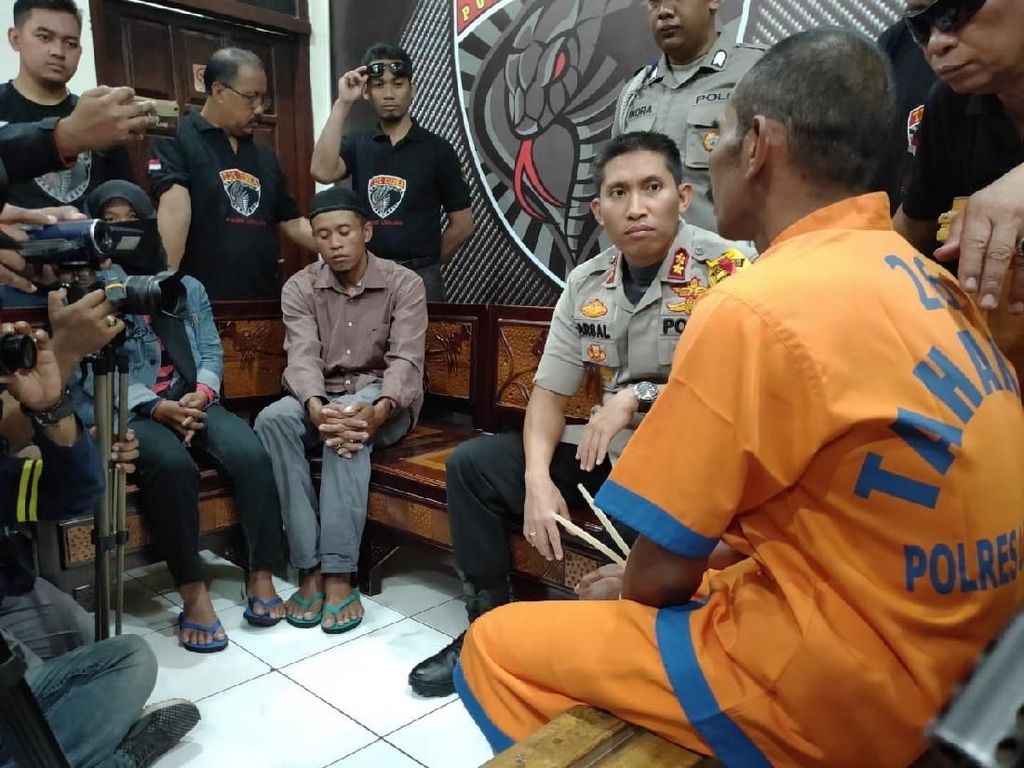 Suami yang Gadaikan Istri Rp 250 Juta Tampik Telah Jual Anak Rp 500 Ribu Suami yang Gadaikan Istri Rp 250 Juta Tampik Telah Jual Anak Rp 500 Ribu