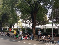 Mereka yang Berharap Massa Ngumpul di Gedung MK