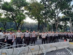 Jelang Sidang Perdana Sengketa Pilpres di MK, TNI dan Polri Berjaga