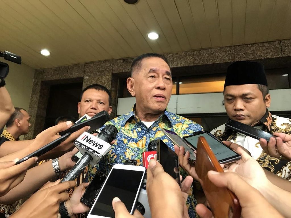 Menhan ke Kapolri soal Kasus Purnawirawan TNI: Kalau Benar, Kenapa Tak Nyaman? Menhan ke Kapolri soal Kasus Purnawirawan TNI: Kalau Benar, Kenapa Tak Nyaman?