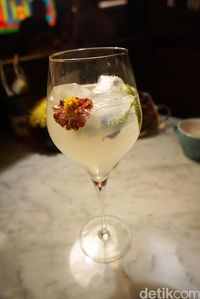 Elderflower Mojito