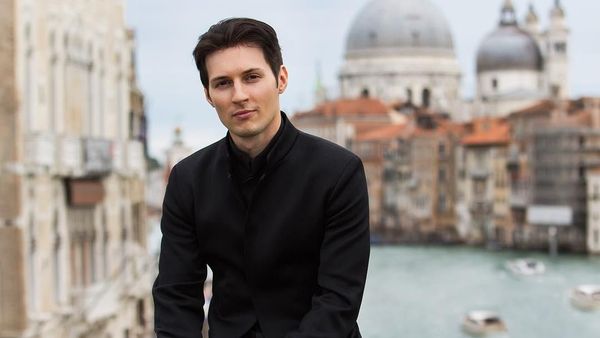 Sosok CEO Telegram yang Selalu Berpakaian Hitam Seperti The Matrix