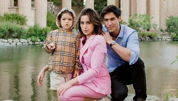 Jelang Tunangan, Lihat Betapa Cocoknya Jessica Iskandar dan Richard Kyle Jelang Tunangan, Lihat Betapa Cocoknya Jessica Iskandar dan Richard Kyle