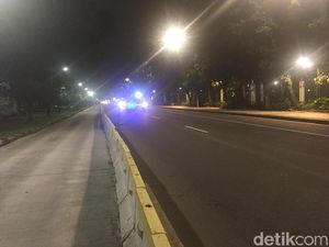 Kawat Berduri Dibongkar, Jl Medan Merdeka Barat Arah Thamrin Dibuka Lagi