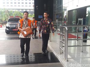Kembali Diperiksa KPK, Rommy Singgung Sidang Gugatan Prabowo di MK Kembali Diperiksa KPK, Rommy Singgung Sidang Gugatan Prabowo di MK