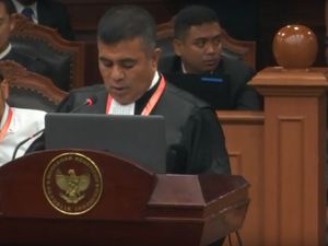 Tim Kuasa Hukum Prabowo-Sandi Tuding Ada 2.984 TPS Siluman Tim Kuasa Hukum Prabowo-Sandi Tuding Ada 2.984 TPS Siluman