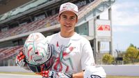 Helm Spesial Marc Marquez di MotoGP Catalunya