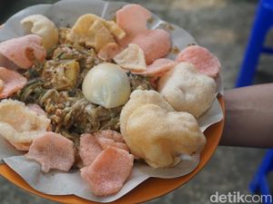 Legendaris! Gado-gado Kertanegara Idola Pejabat dan Artis Legendaris! Gado-gado Kertanegara Idola Pejabat dan Artis