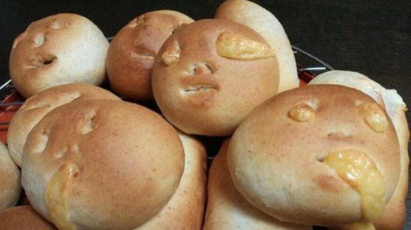 Lucu dan Aneh! Roti Bentuk Panggangan hingga Wajah Manusia