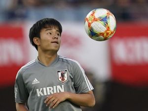 Dulu Dididik Barcelona, Kubo Kini Sebut Madrid Klub Terbaik di Dunia