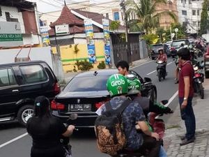 Polisi Tangkap Pemobil Koboi Todong Senpi di Jalan Alaydrus Jakpus Polisi Tangkap Pemobil Koboi Todong Senpi di Jalan Alaydrus Jakpus